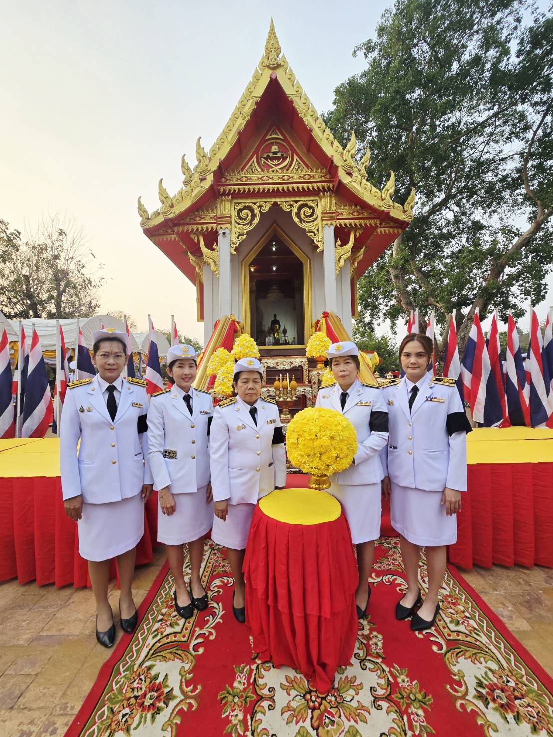 title - วันที่ 17 มกราคม 2569 นายวิทูล ปฏิรูปที่ดินจังหวัดปราจีนบุรี มอบหมายให้ ข้าราชการ  และเจ้าหน้าที่ ส.ป.ก.ปราจีนบุรี เข้าร่วมพิธี วางพานพุ่มถวายสักการะ พระบรมรูปพ่อขุนรามคําแหง เนื่องในวันพ่อขุนรามคําแหงมหาราช